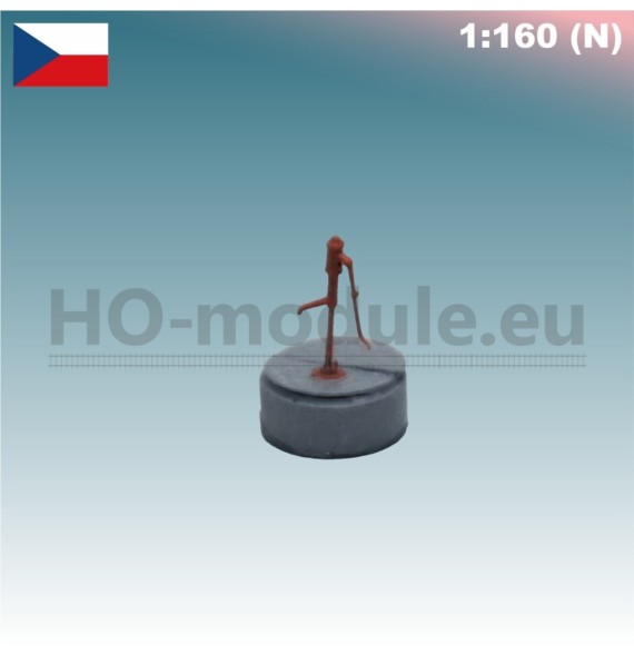 Betonová skruž s pumpou – studna