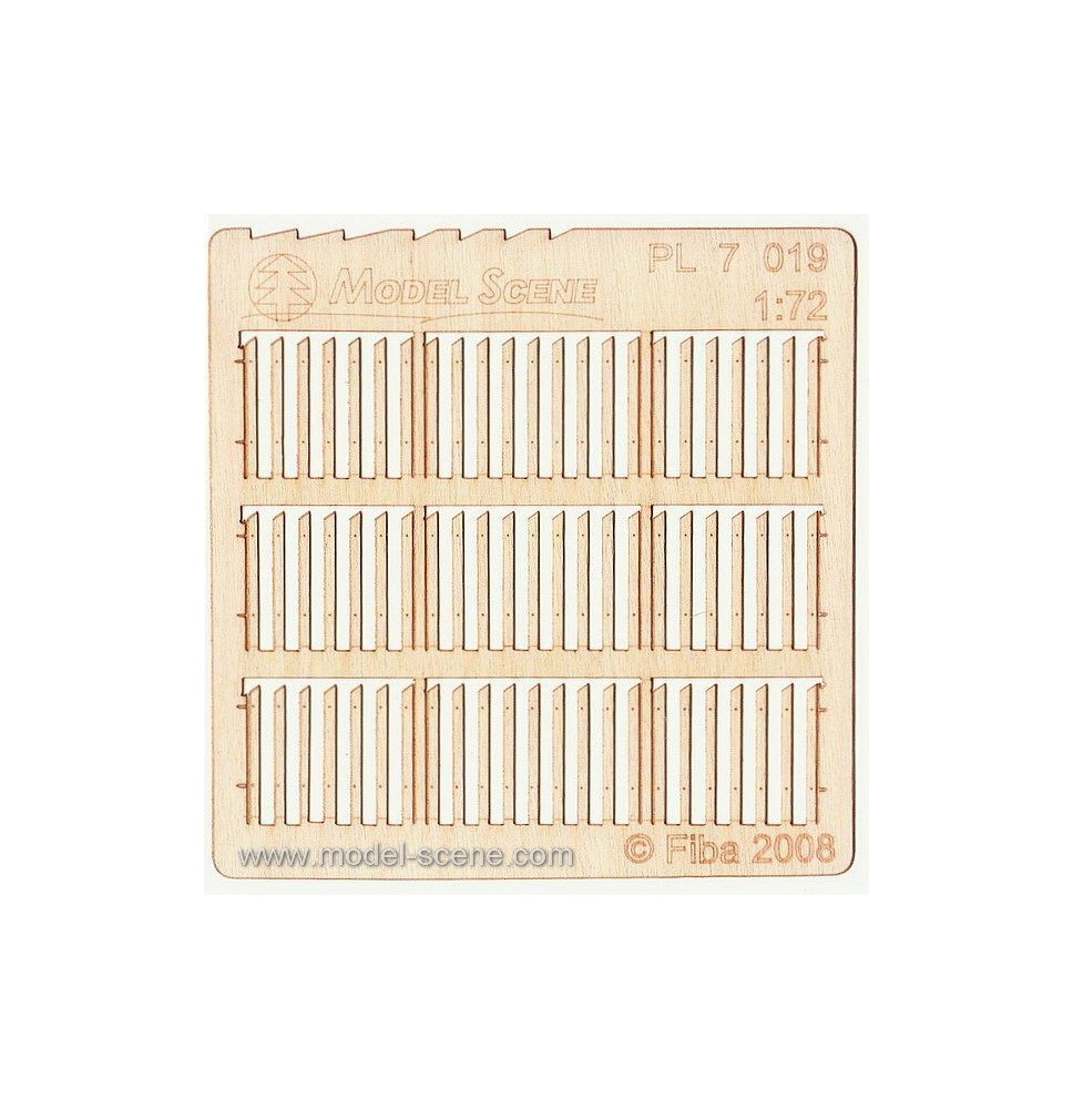 Prkenný plot – širší prkna