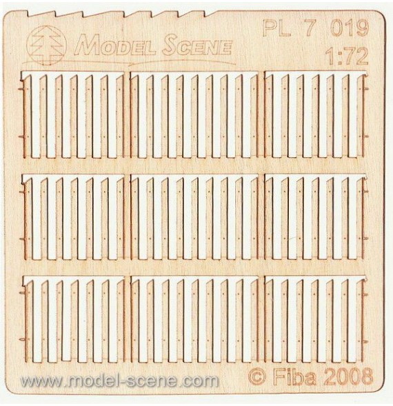 Prkenný plot – širší prkna
