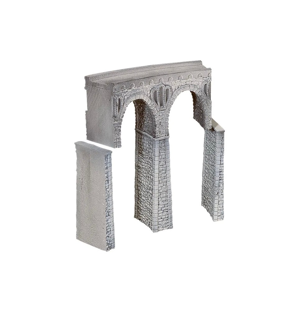 Obloukový most z lomového kamene