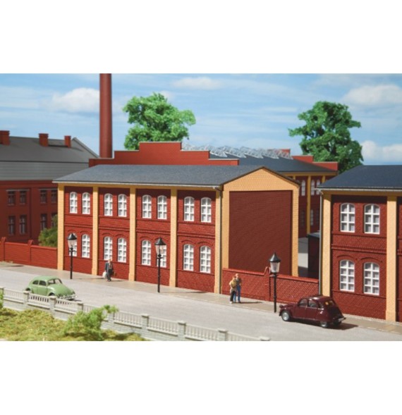 Továrna – výrobní budova