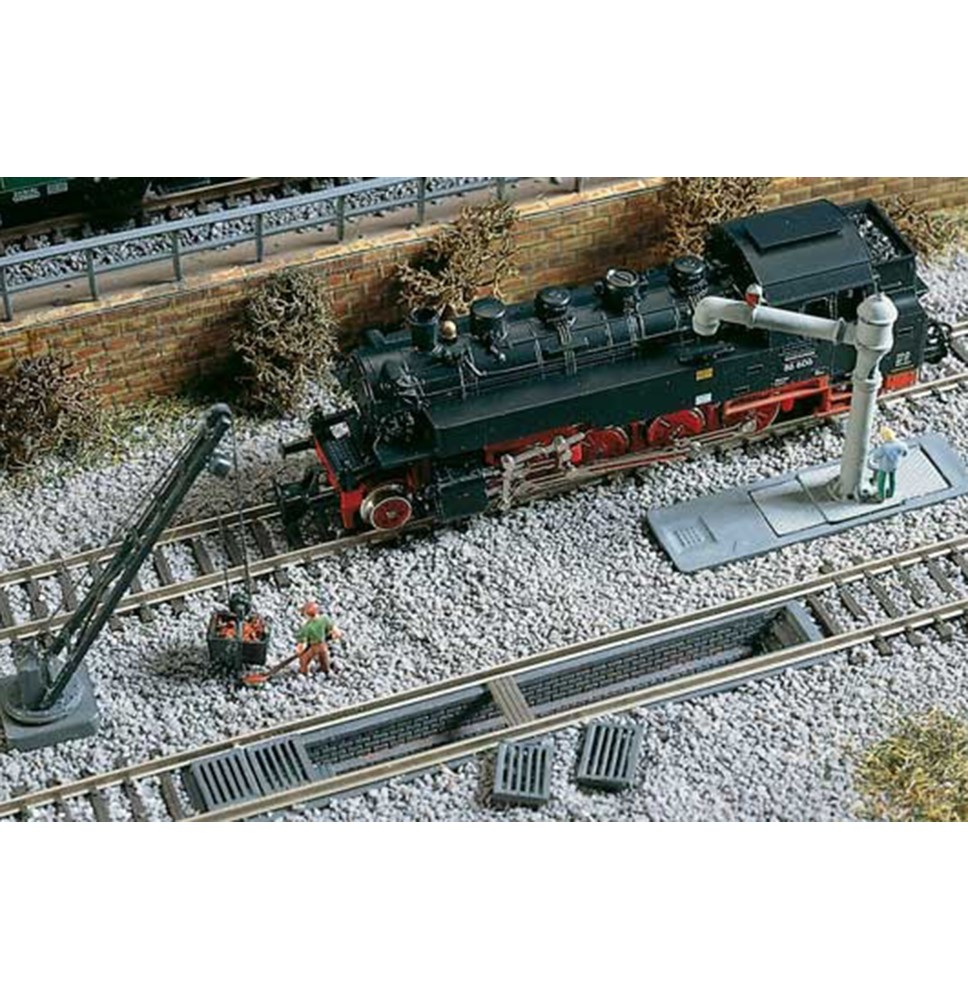 Odkalovací jáma a vodní jeřáb