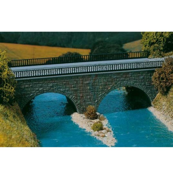 Silniční kamenný most