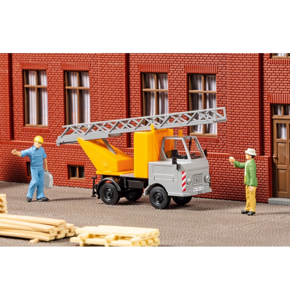 Multicar M22 se žebříkem