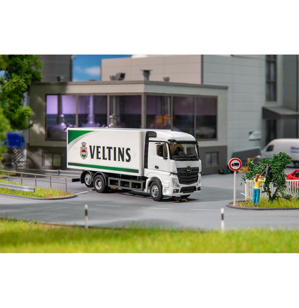 LKW MB Actros Streamspace Veltins (HERPA)
