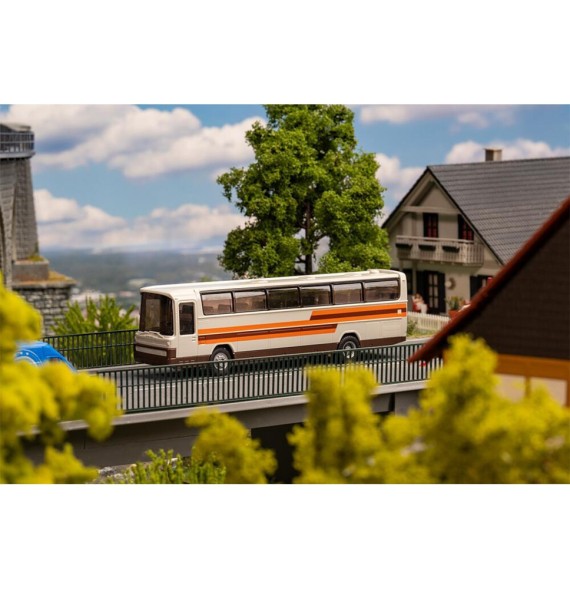 MB O 303 RHD autobus (WIKING)