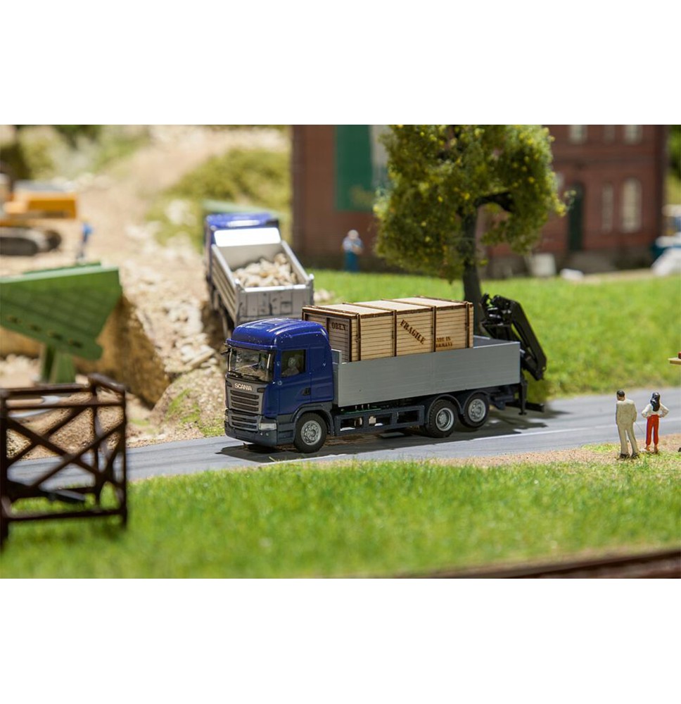 LKW Scania R 13 HL korba s dřevěnou bednou (HERPA)