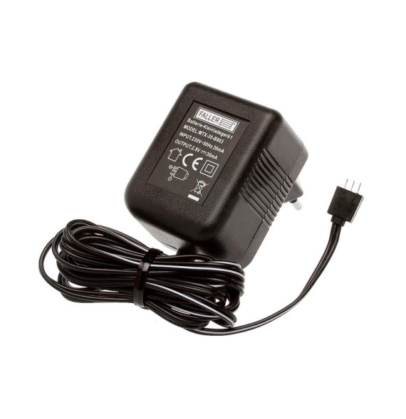 Aku nabíječka (230 V)