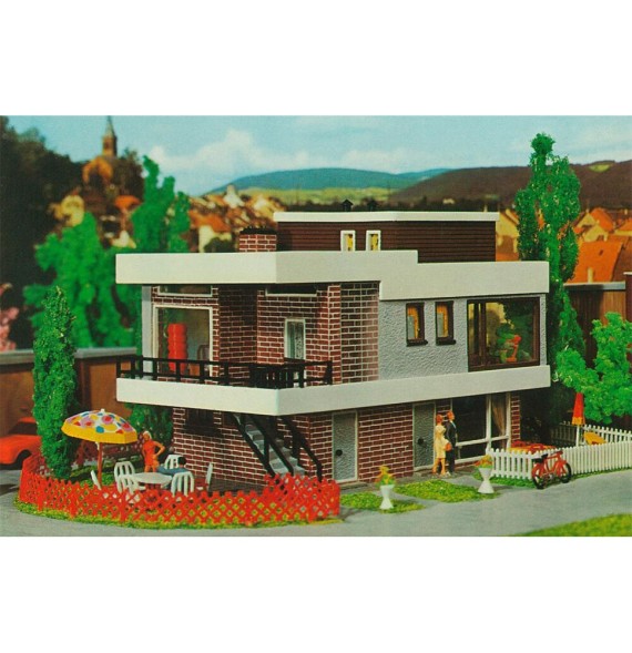 Moderní dům s plochou střechou