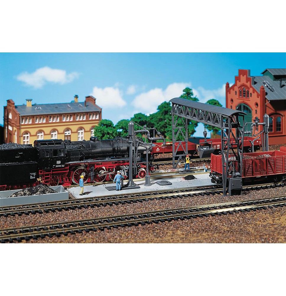 Odkalovací zázemí s portálovým jeřábem