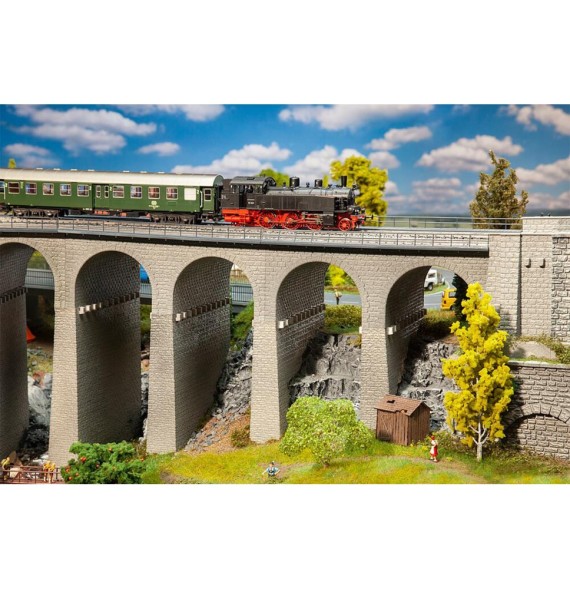 Viadukt dvojkolejný