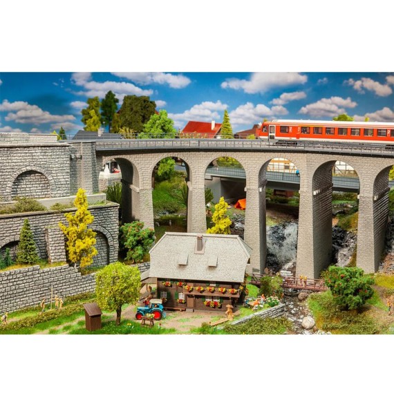 Viadukt dvojkolejný obloukový