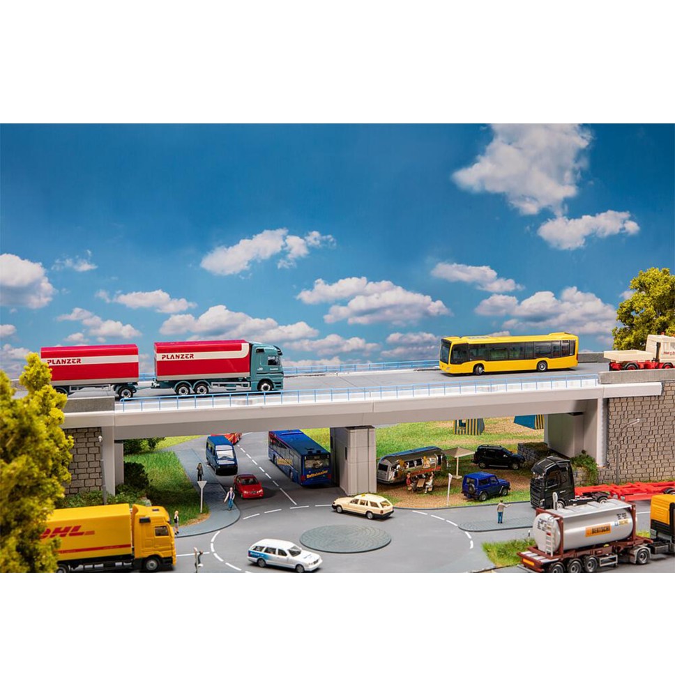 Betonový most dvojkolejný