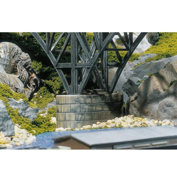 Betonová podpěra mostu