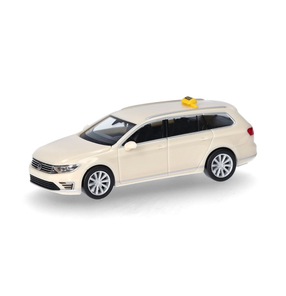VW Passat Variant GTE Taxi