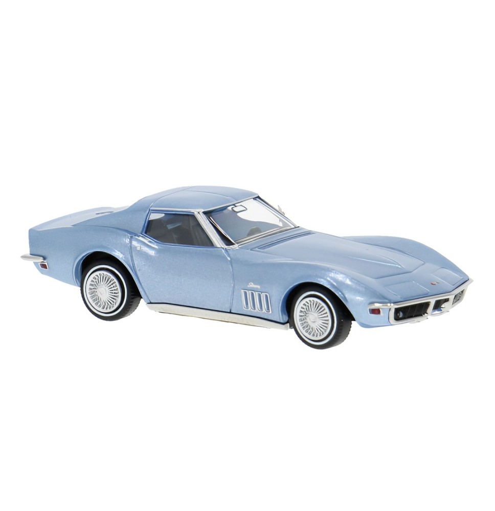 Chevrolet Corvette C3 Coupé in iceblue met.