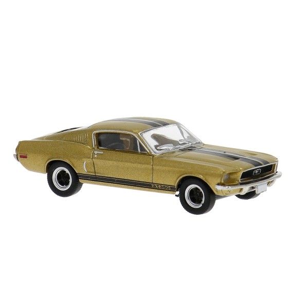 Ford Mustang GT 350 in gold