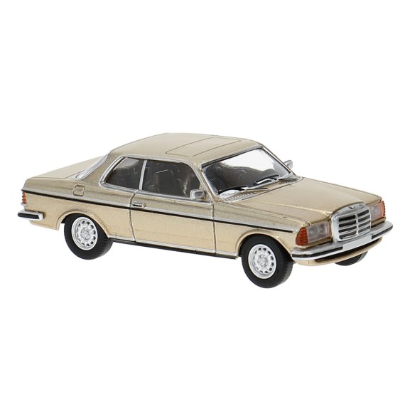 Mercedes-Benz C123 in gold