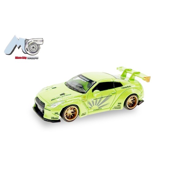 Nissan GTR 35 grün