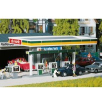 Zastřešené tankovací stojany