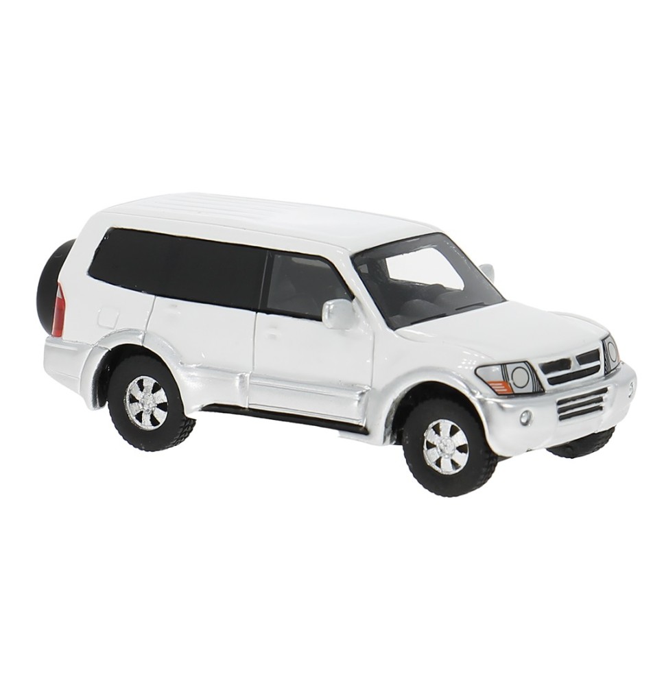 Mitsubishi Pajero weiss