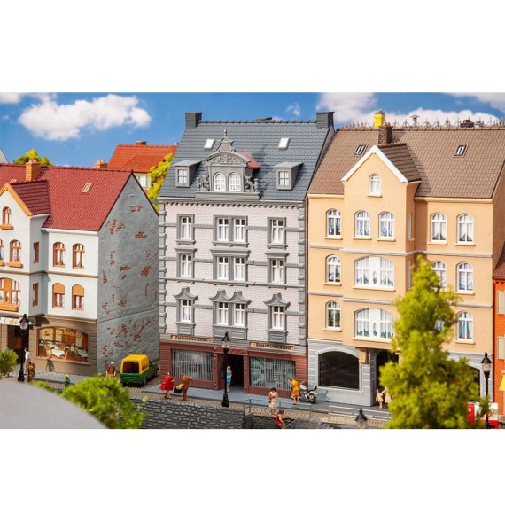 Městský dům s opravnou