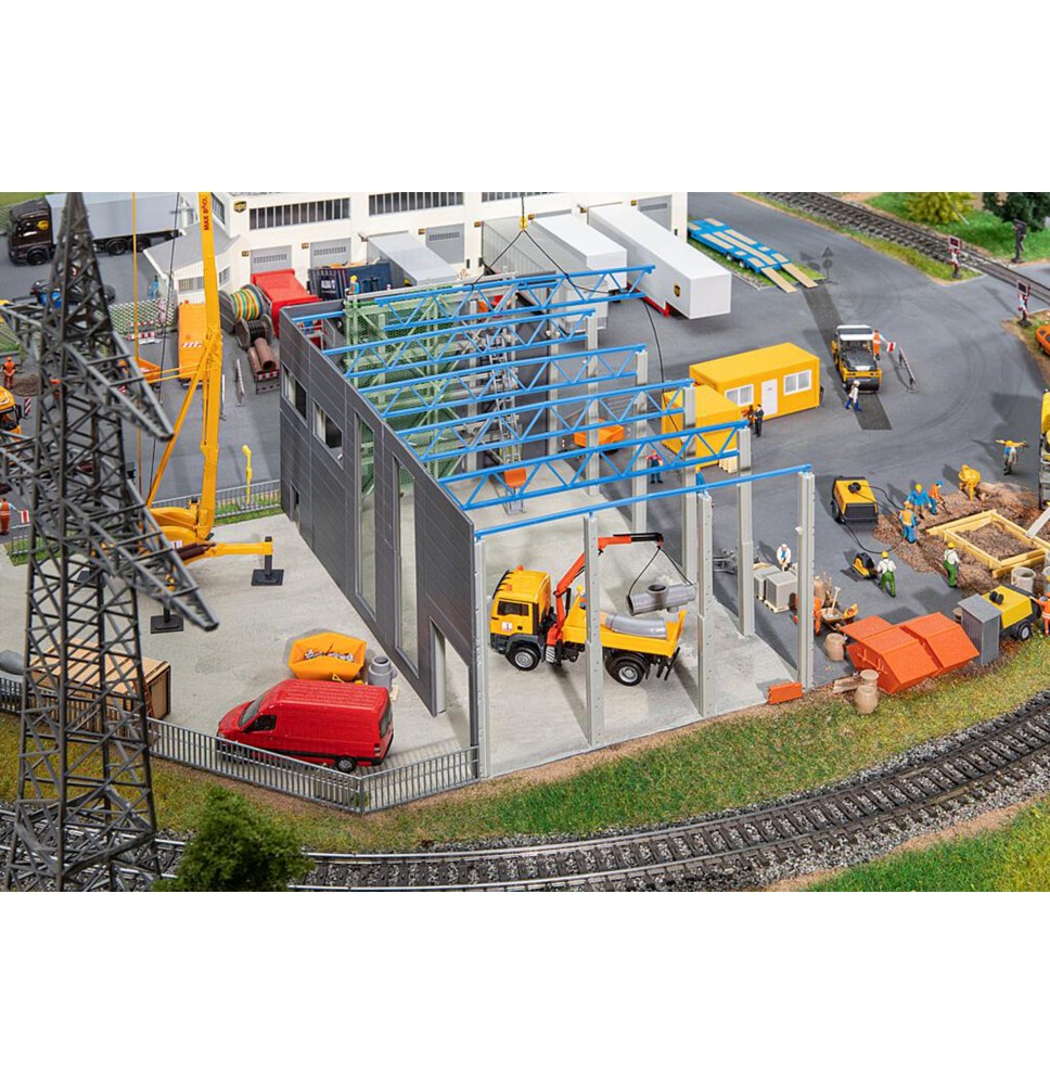 Průmyslová hala ve výstavbě