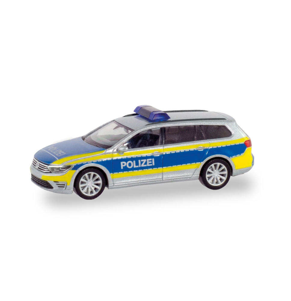 VW Passat Variant Polizei Nds