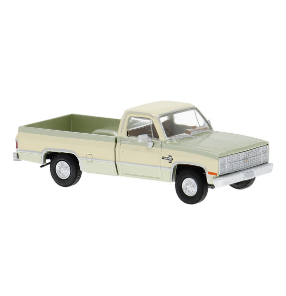 Chevrolet C10 in hellgrün