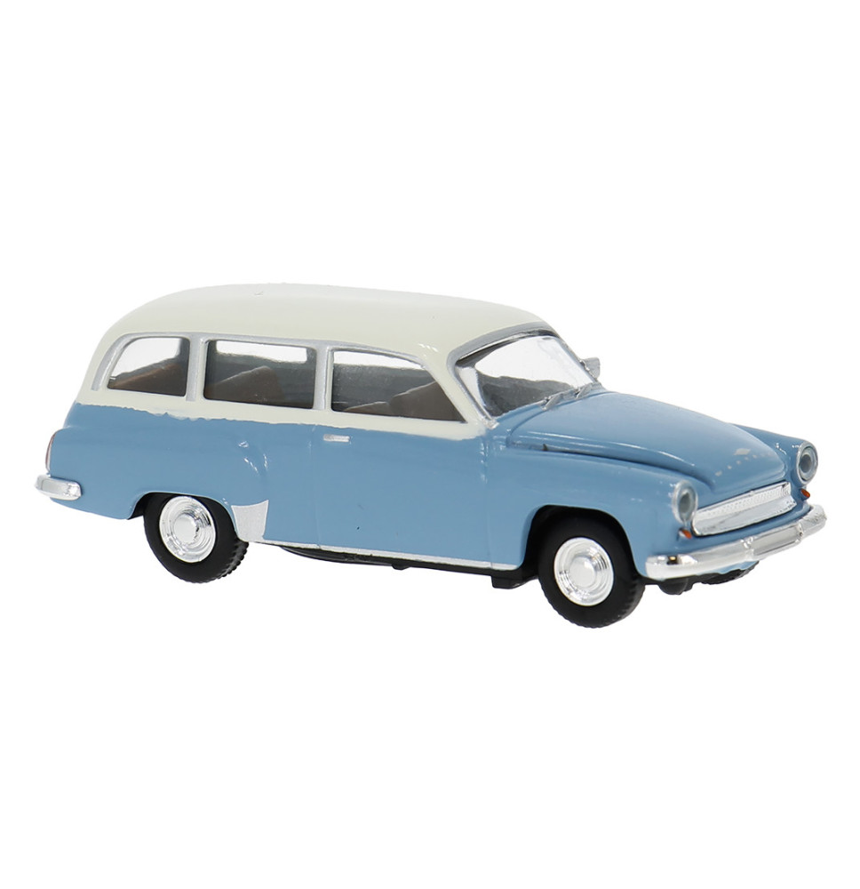 Wartburg Kombi in hellblau