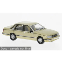 Opel Senator A2 in gold