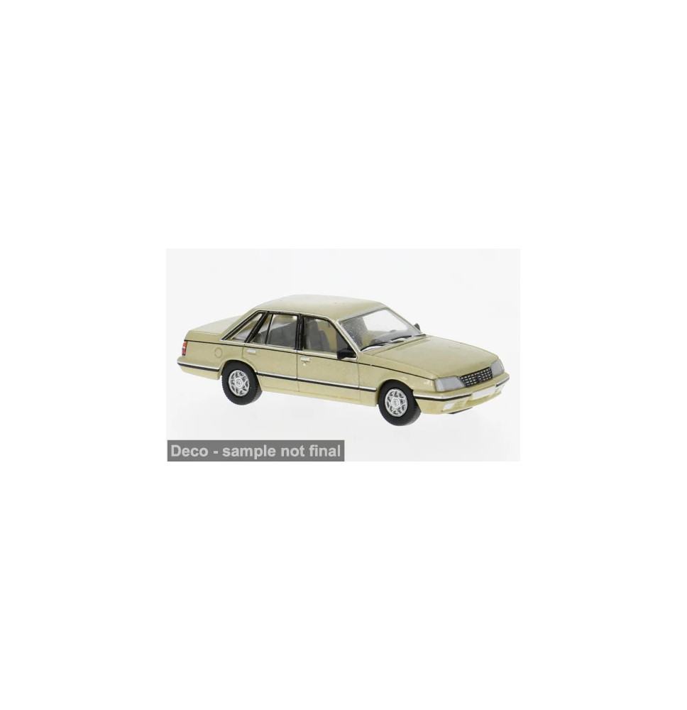 Opel Senator A2 in gold