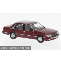 Opel Senator A2 in dunkelrot