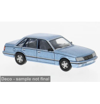 Opel Senator A2 in hellblau met.