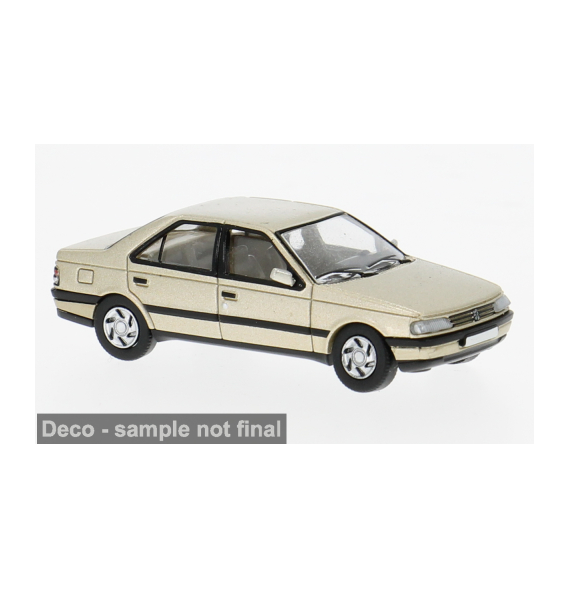 Peugeot 405 in gold