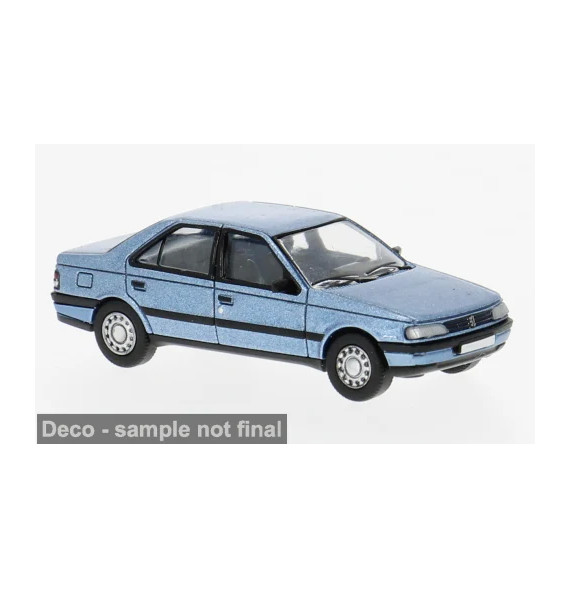 Peugeot 405 in hellblau met