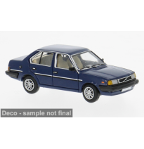 Volvo 340 in dunkelblau