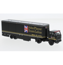 Volvo F89 Renntransporter des JPS-Lotus-Teams