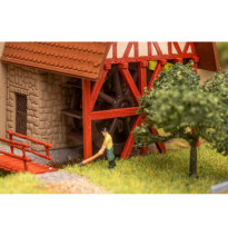 Mlýn s vodním kolem