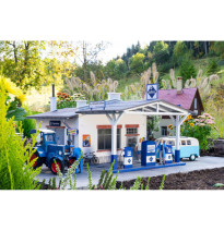 Čerpací stanice s dílnou