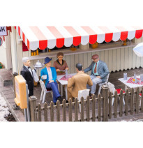 Sedící hosté v restauraci