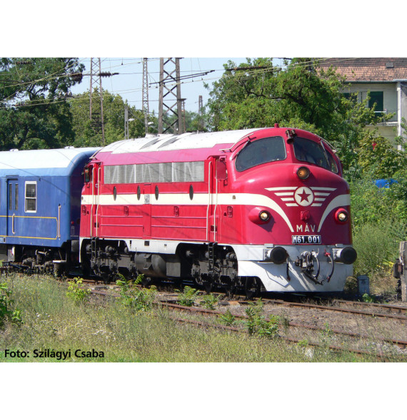 Dieselová lokomotiva BR M61 NoHAB MÁV