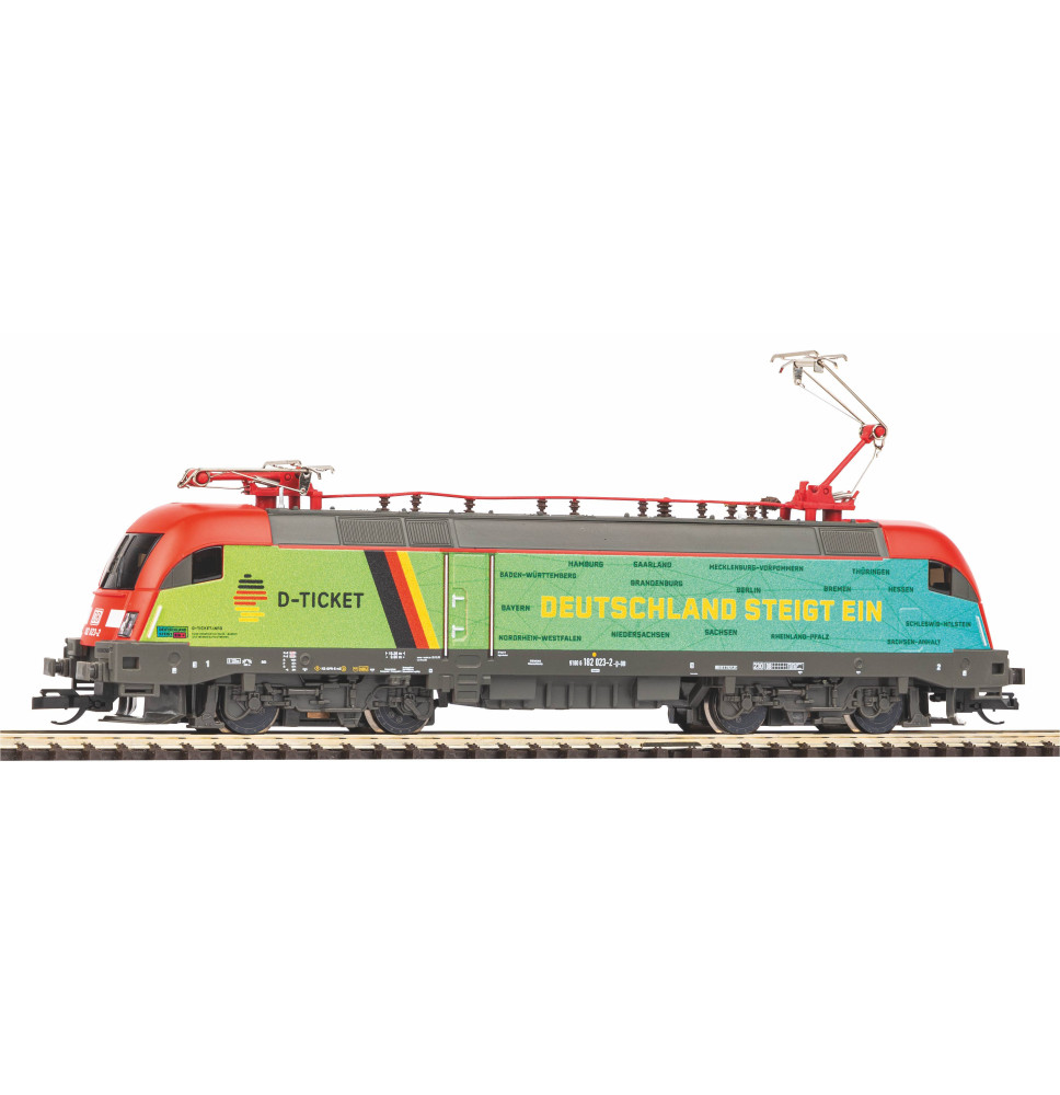 Elektrická lokomotiva BR 182 Taurus D-Ticket DB AG