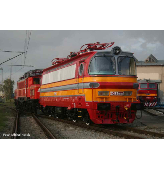 Elektrická lokomotiva se zvukem BR 230 ČD