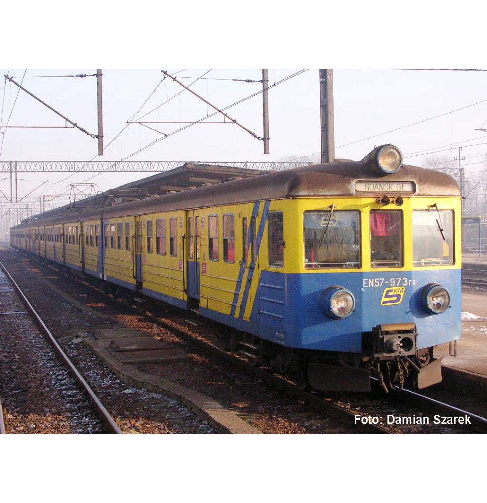 Elektrická jednotka EN57 PKP SKM