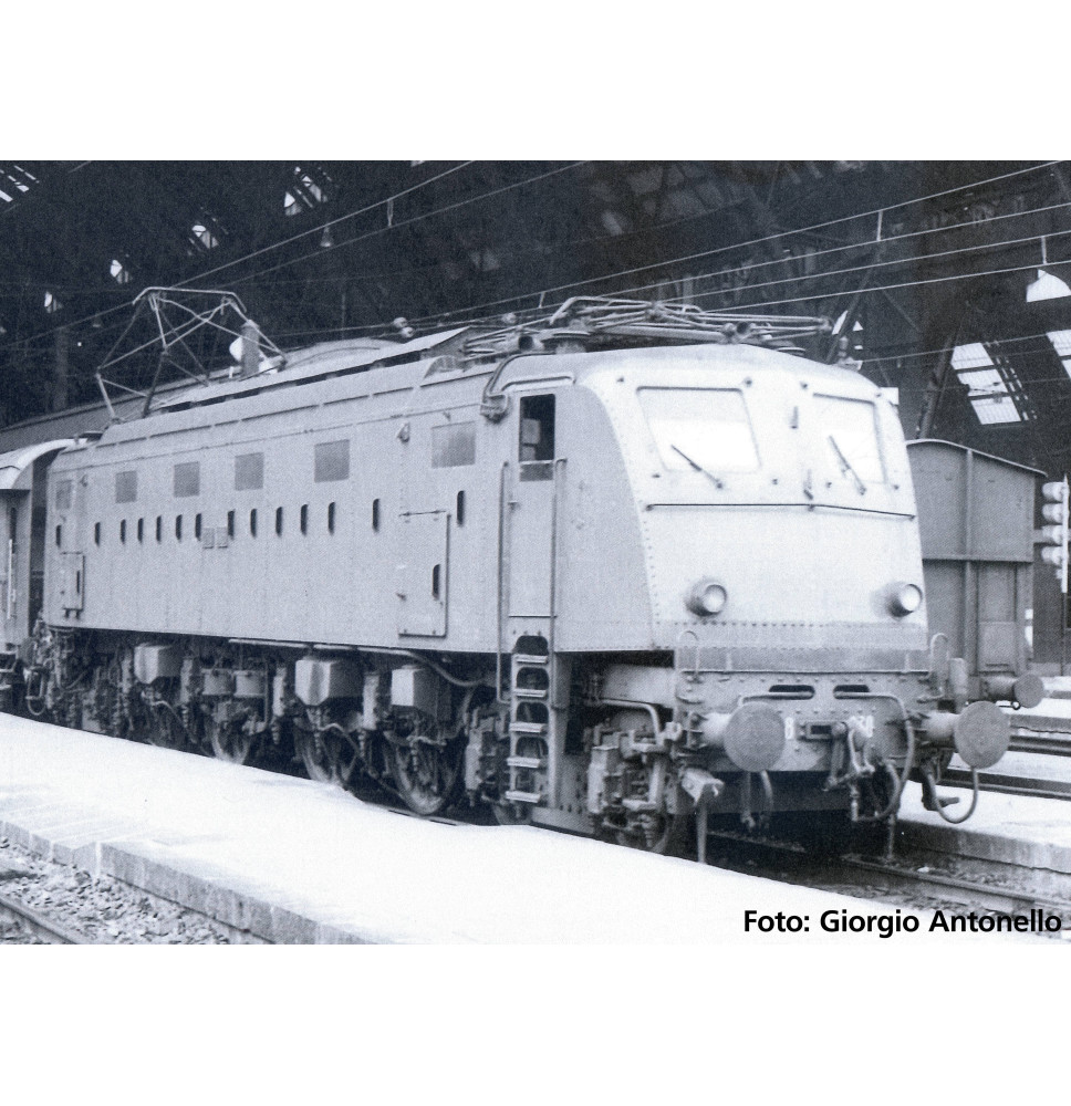 Elektrická lokomotiva se zvukem E.428 FS