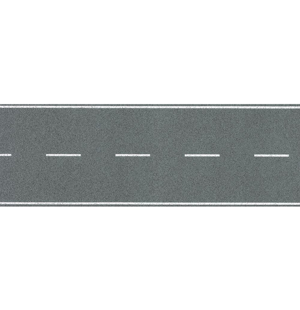 Asfaltová silnice rovná