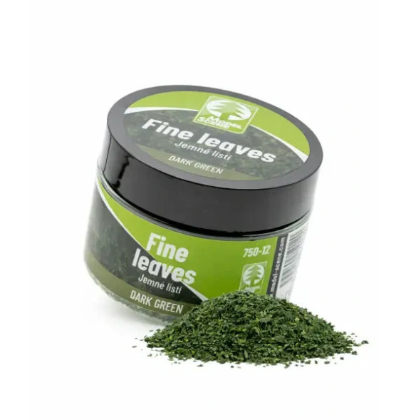 Jemné listí – tmavě zelené