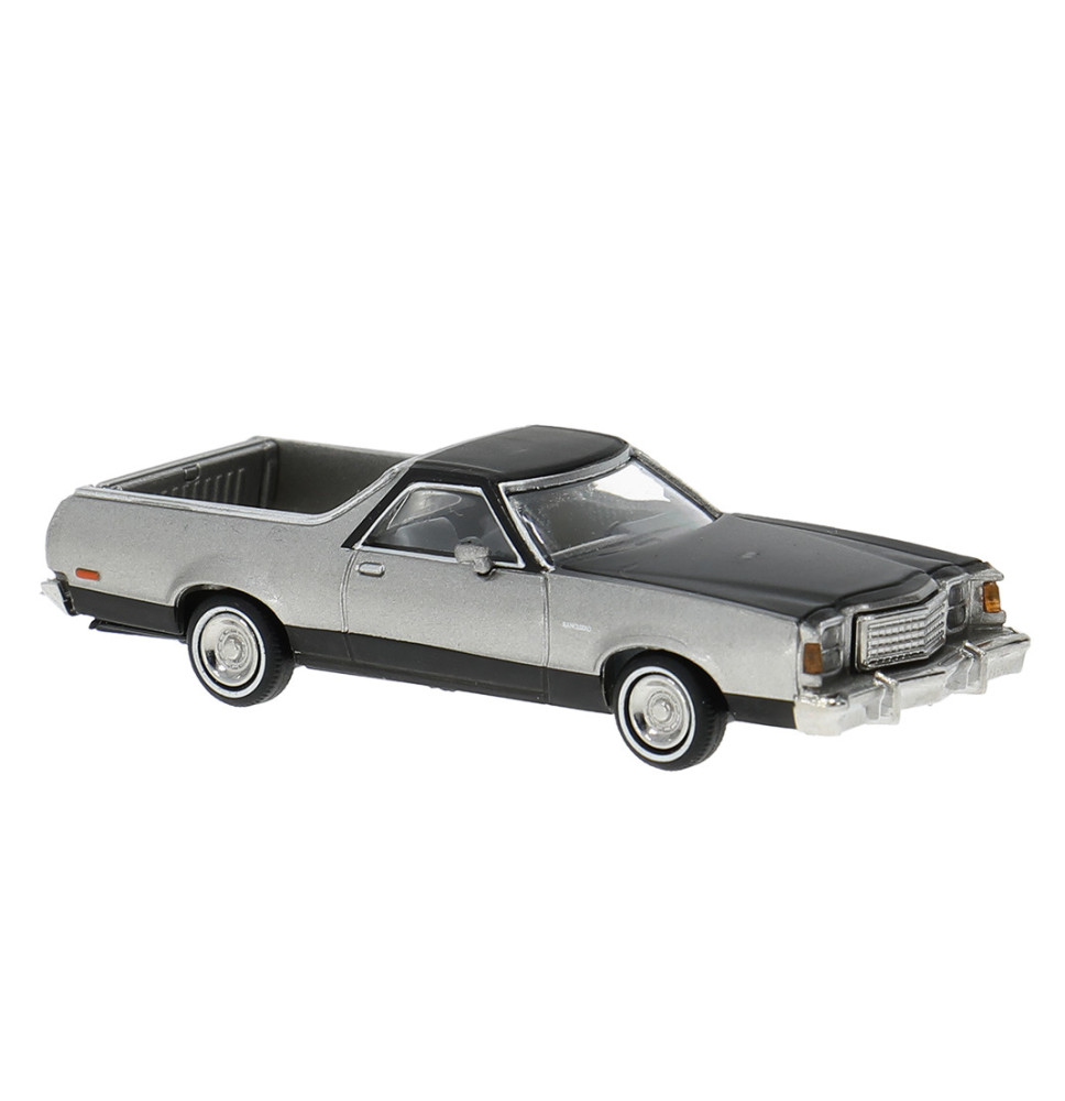 Ford Ranchero 500 in silber