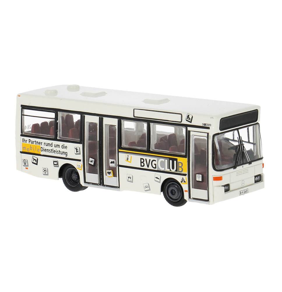 Mercedes-Benz O 402 als Clubbus der BVG